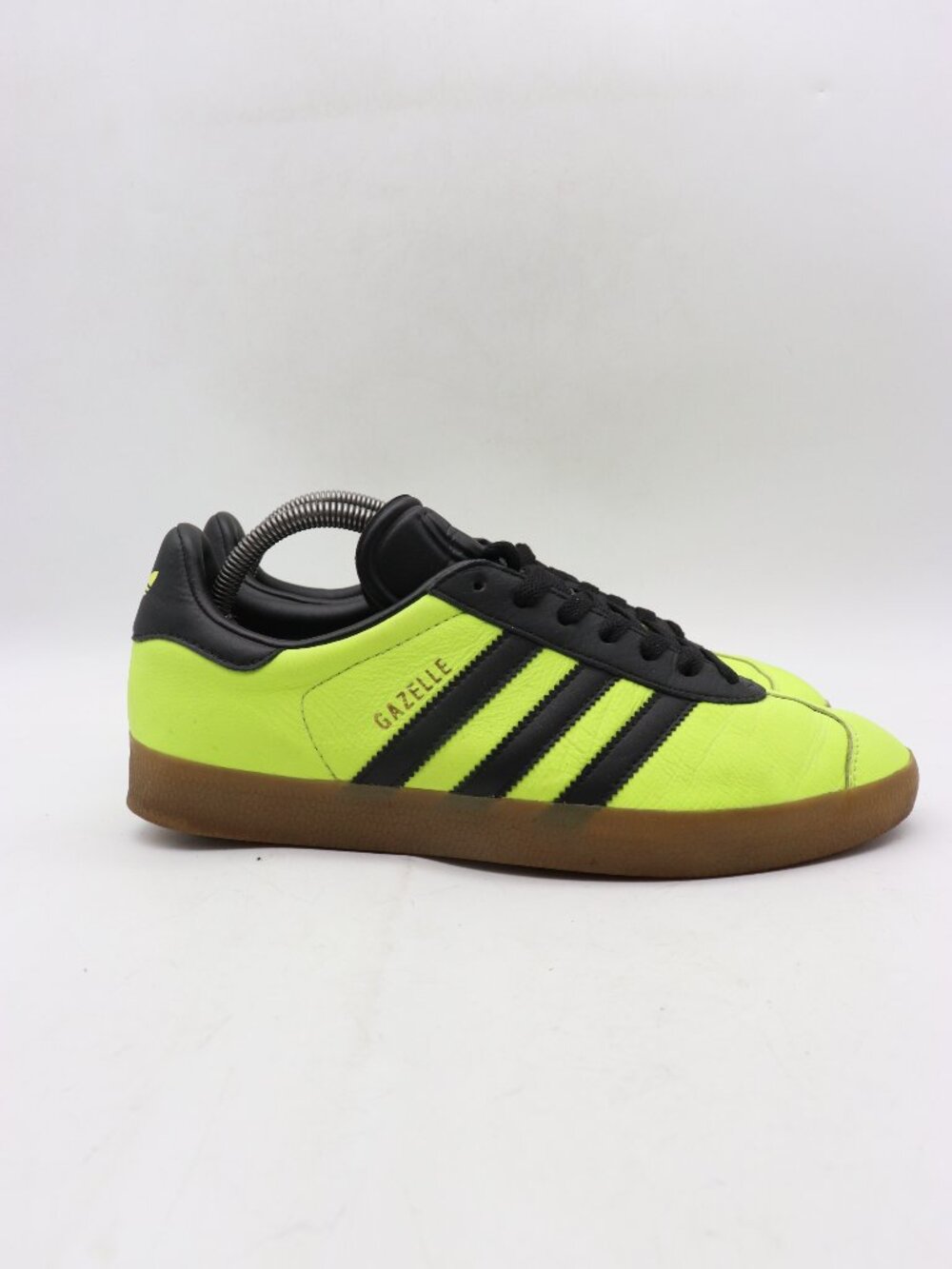 Mi Adidas Gazelle Neon Green Black Men's 9.5 Athletic Sneakers Lace Up BY2985 - Picture 1 of 9